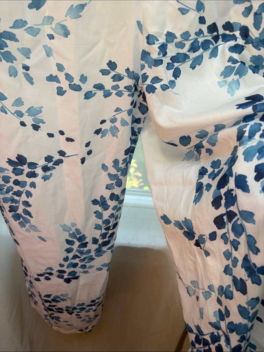 Nora Cora Navy Leaf-Print White Jumpsuit nwt - Picture 3 of 13